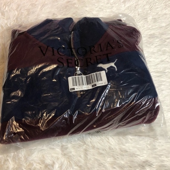 New VS pink polar fleece Quarter Zip - Picture 2 of 2